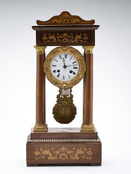 BORDSPENDYL, senempire, 1800-talets mitt.