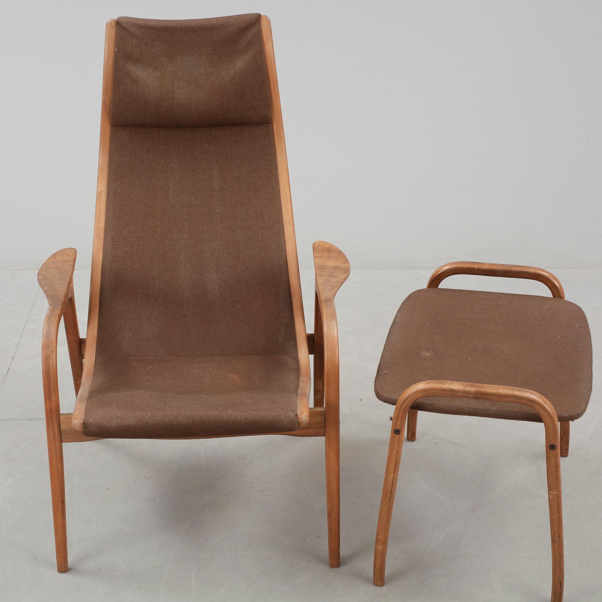 FÅTÖLJ samt FOTPALL, "Lamino", Yngve Ekström.