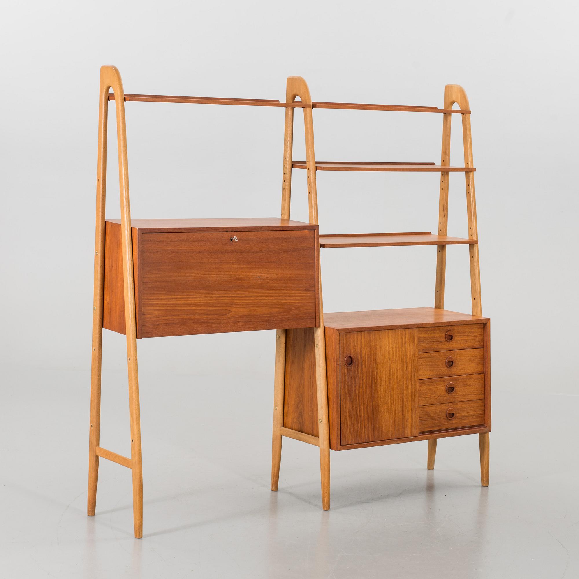 TWO TEAK AND OAK BOOKSHELVES, second half of the 20th century.