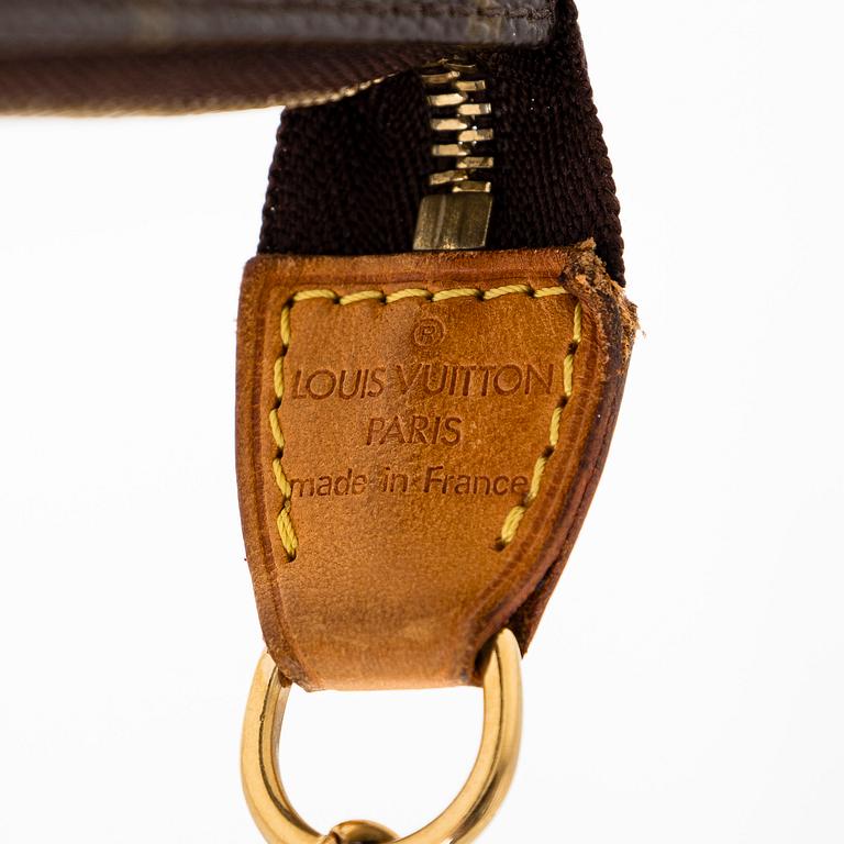 Louis Vuitton, "Mini Pochette Accessoires".