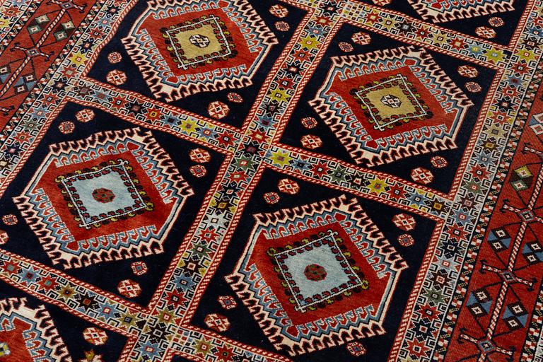 Matta, Qashqai "Shekarlou",  ca 286 x 165 cm.