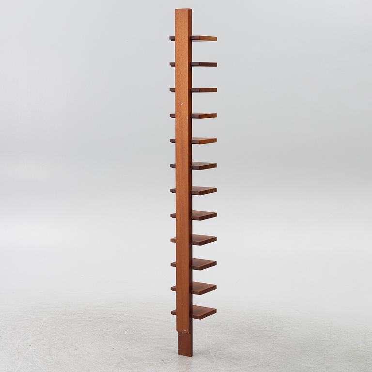 John Kandell, hylla, "Pilaster", Källemo AB.