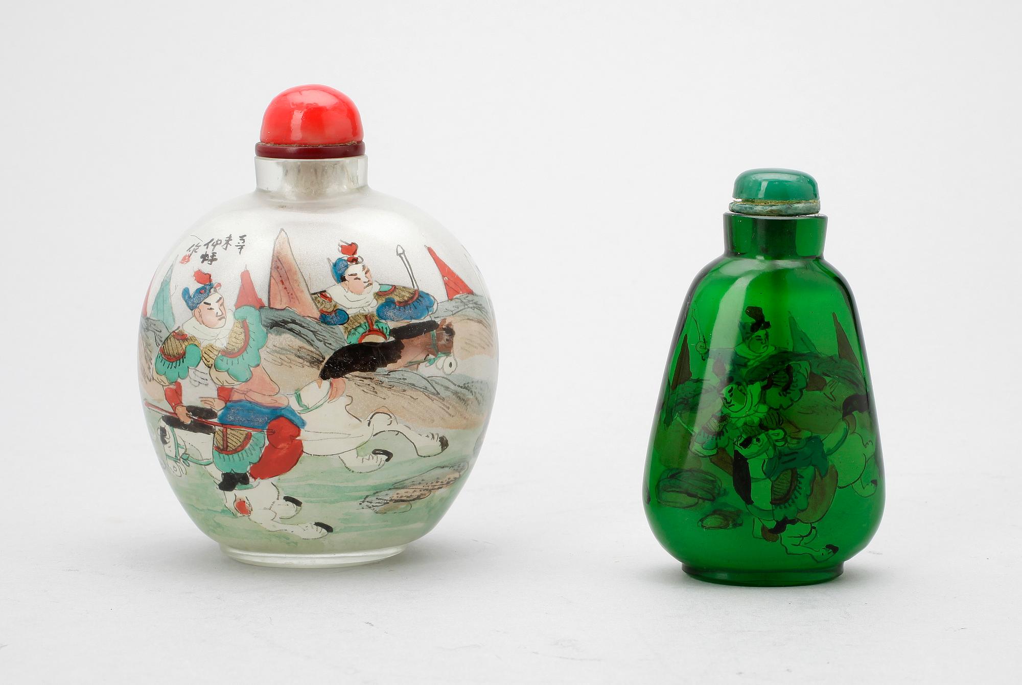 SNUSFLASKOR, 2st, glas. Kina 1900-tal.