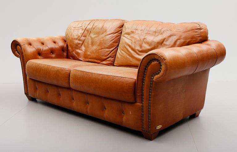 SOFFA, Chesterfieldtyp, Italien, 1900-talets andra hälft.