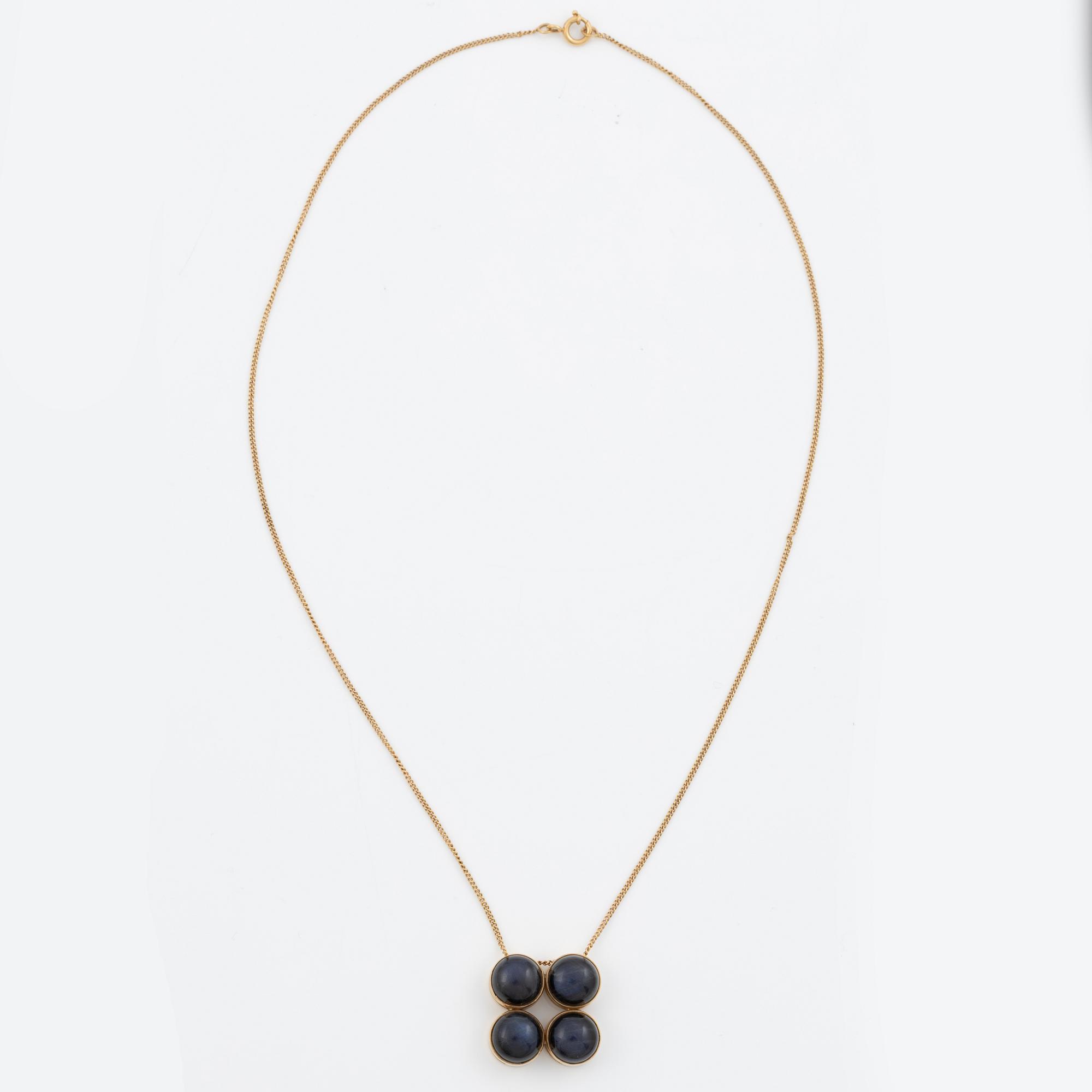 Pendant with chain, 18K gold with spectrolite, Finland 1964.