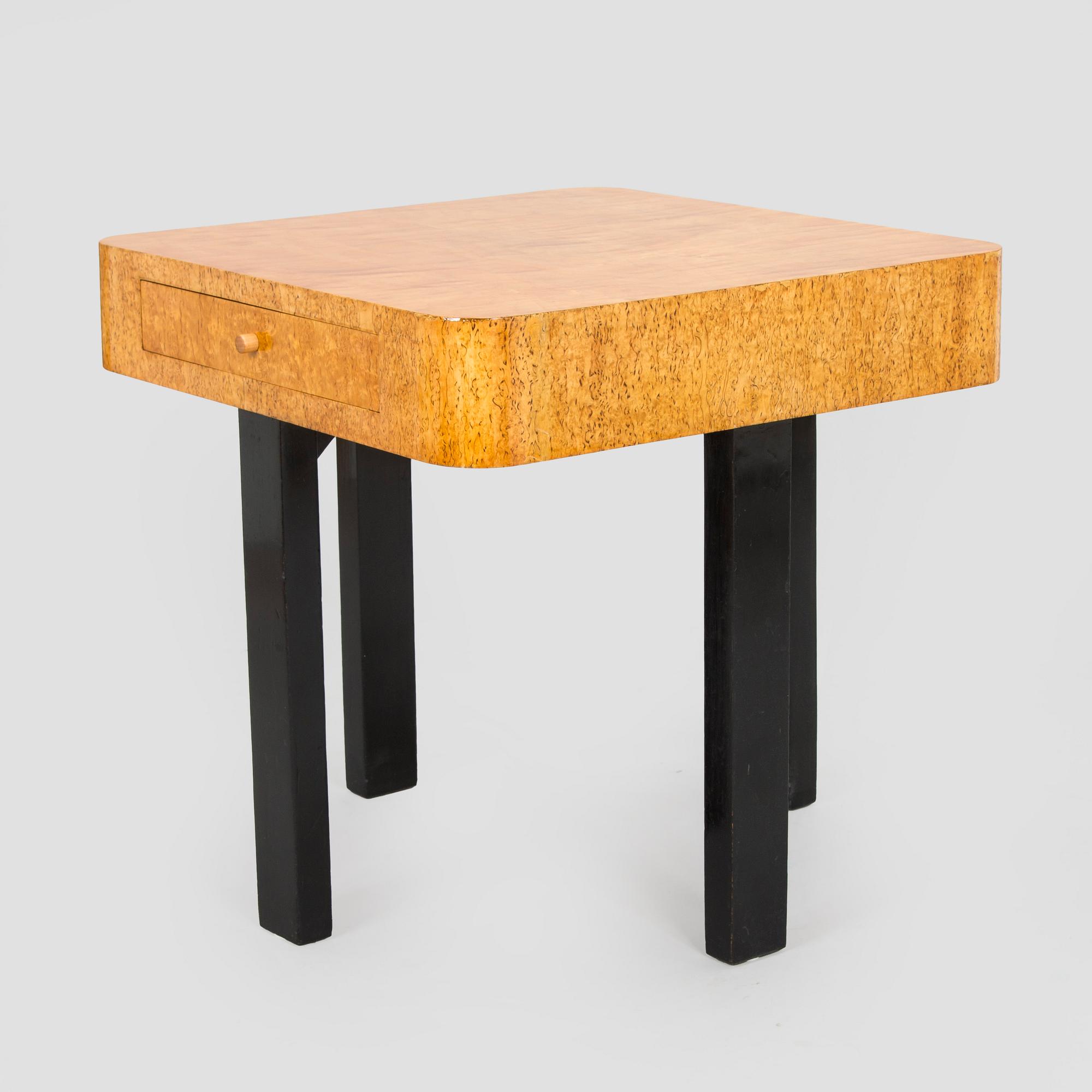 Birger Hahl, Pöytä ja tuolipari, J. Kutvosen Huonekalutehdas, Suonenjoki 1930-luku.