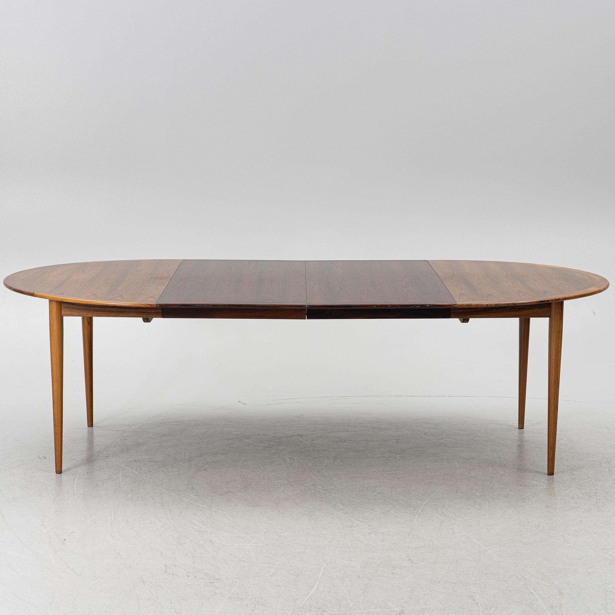 Henning Kjaernulf, matbord, Danmark 1960/70-tal.