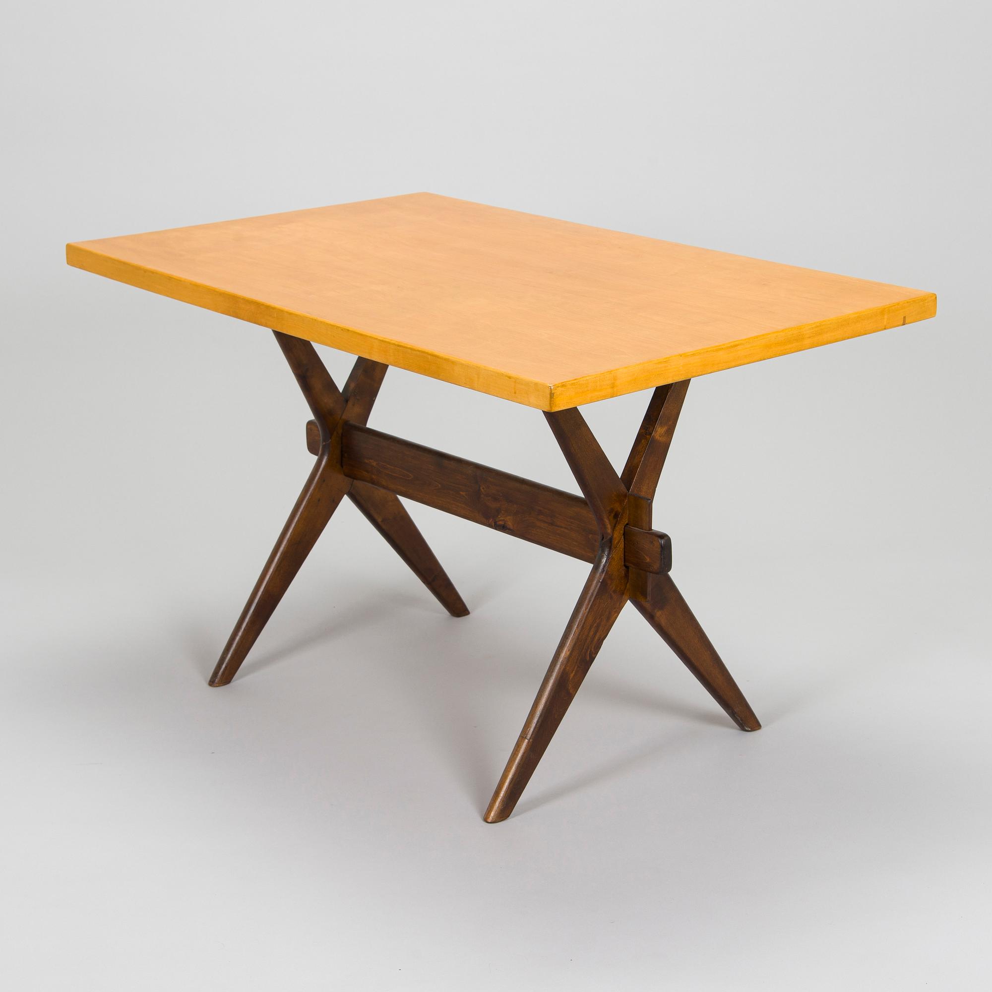 Ilmari Tapiovaara, 1940s X-legged table for Keravan Puuteollisuus, Finland.