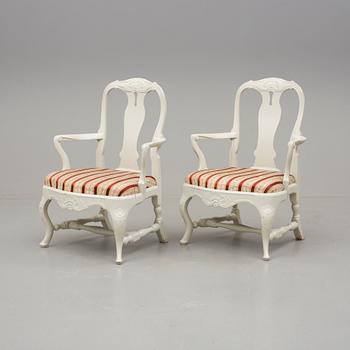 KARMSTOLAR, ett par, rokokostil, 1900-tal.