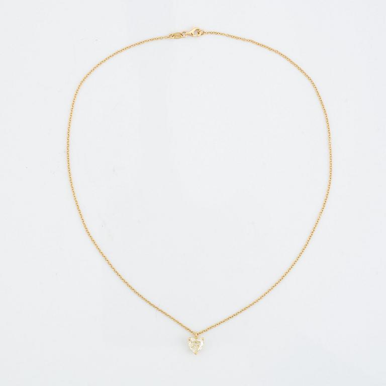 Collier med hjärtslipad diamant.