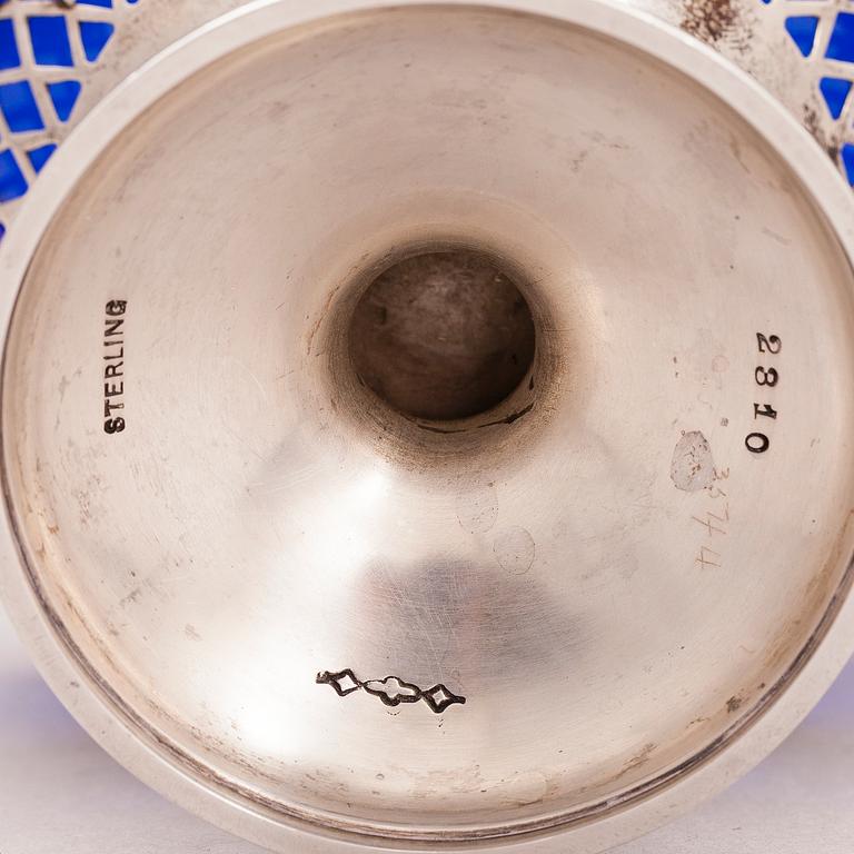 SKÅL, SERVERINGSSKED och SÅSSLEV, sterling silver, New York och Baltimore, USA 1900-talets första hälft.