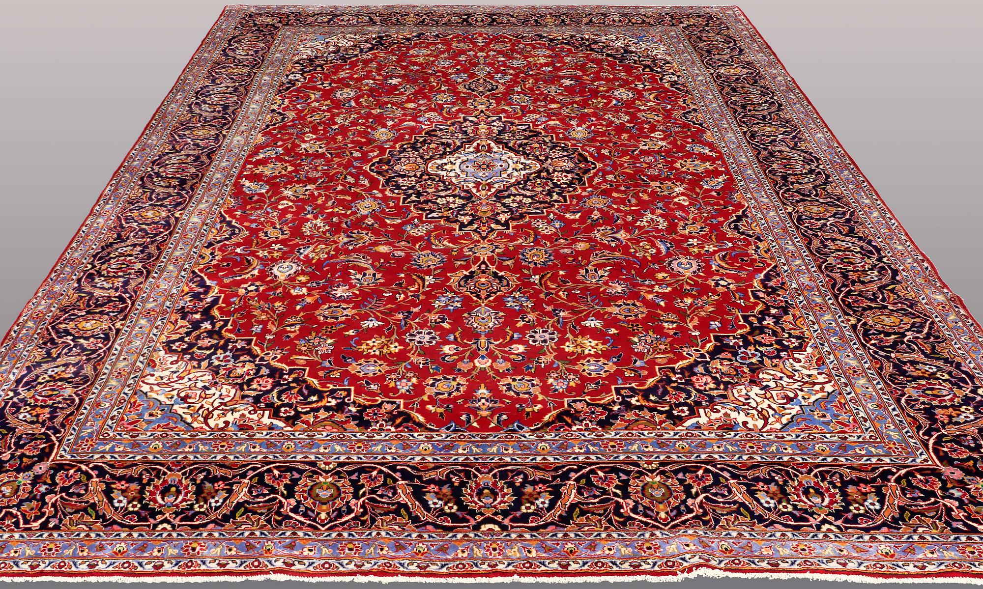 MATTA, Keshan, ca 497 x 332,5-339 cm.