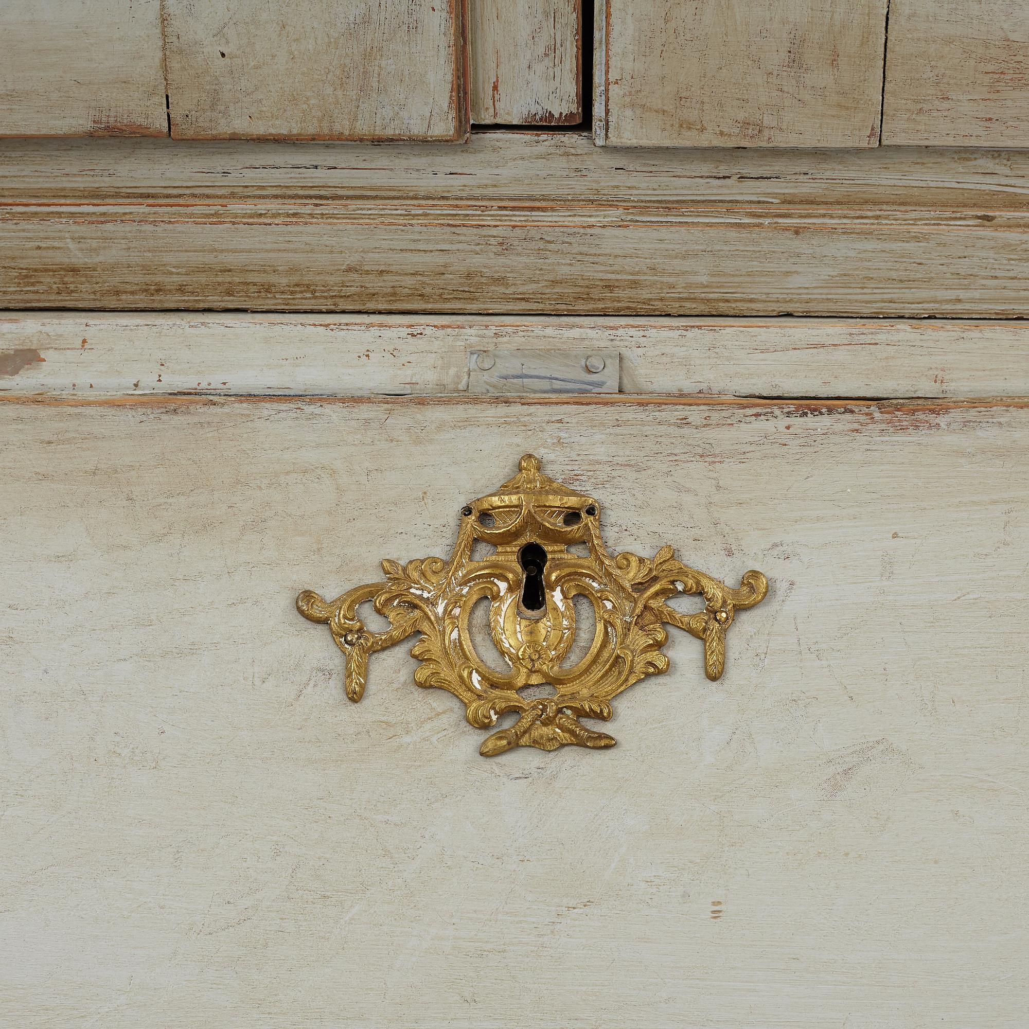 A writing cabinet, early 19th century.