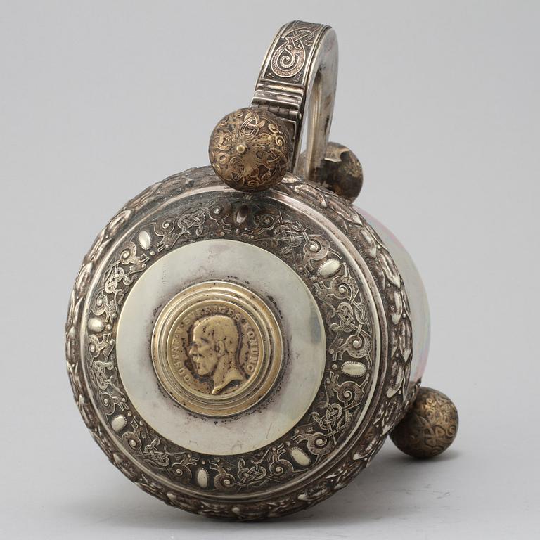 STOP, silver, C H Hallberg, Stockholm, 1912. Vikt 880 g.