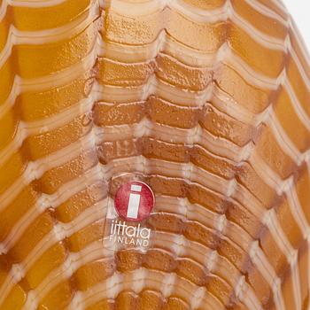 Oiva Toikka, glasfåglar, 2 st, Nuutajärvi Notsjö, Finland.