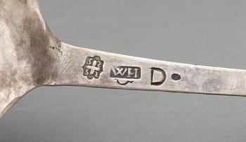 SKED med kulknopp, Wirgilius Haeffner, Sölvesborg 1768. Vikt 30 gram.