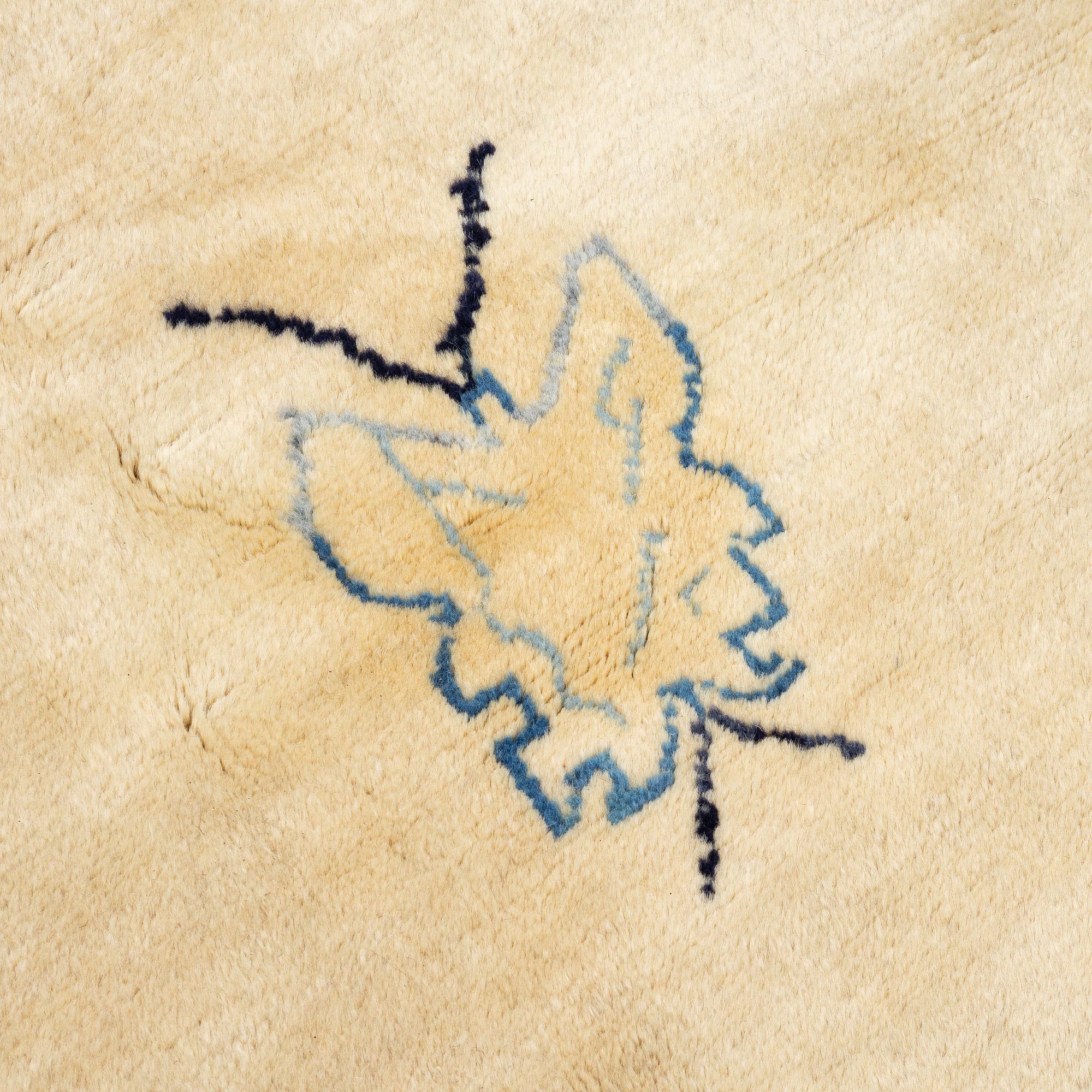 Matta, semiantik Kina, ca 267 x 185 cm.