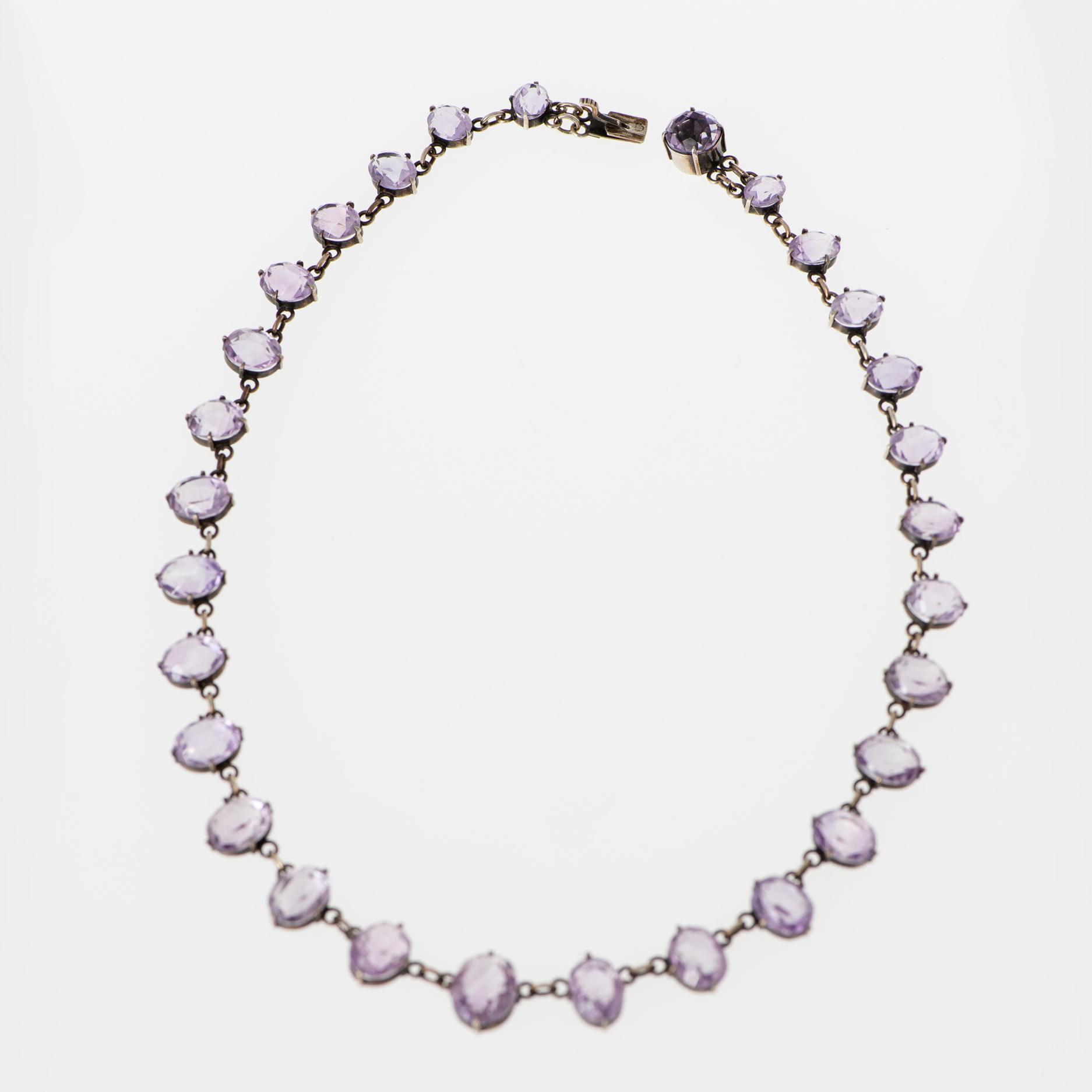 COLLIER, fasettslipade ametister, silver. Sverige.