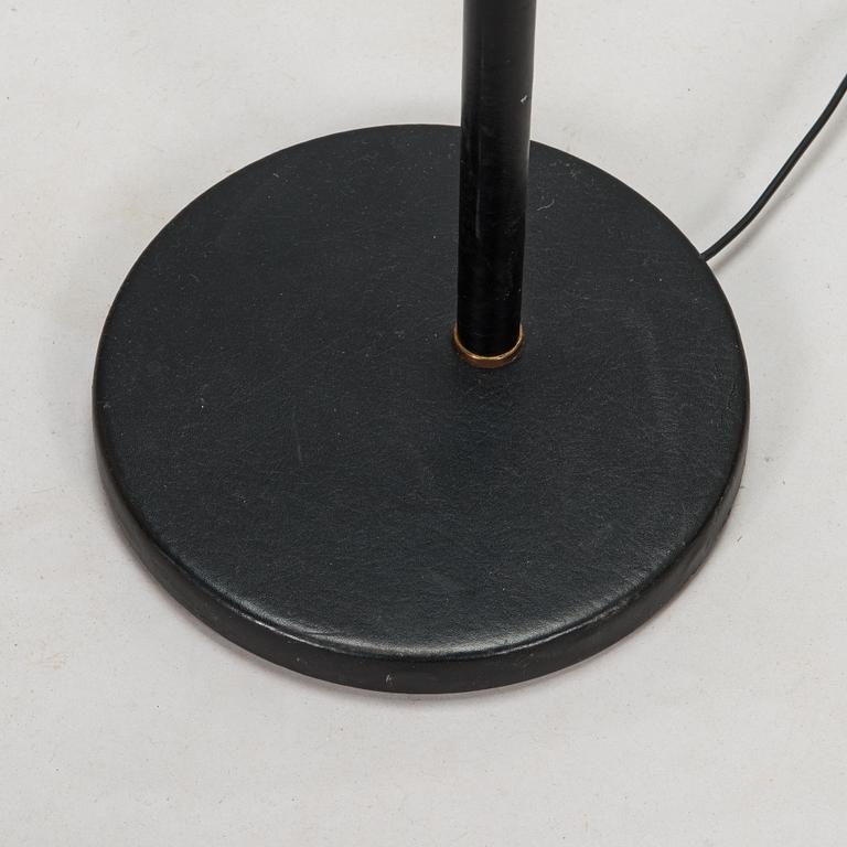 Alvar Aalto, ’A811' floorlight for Valaistustyö.