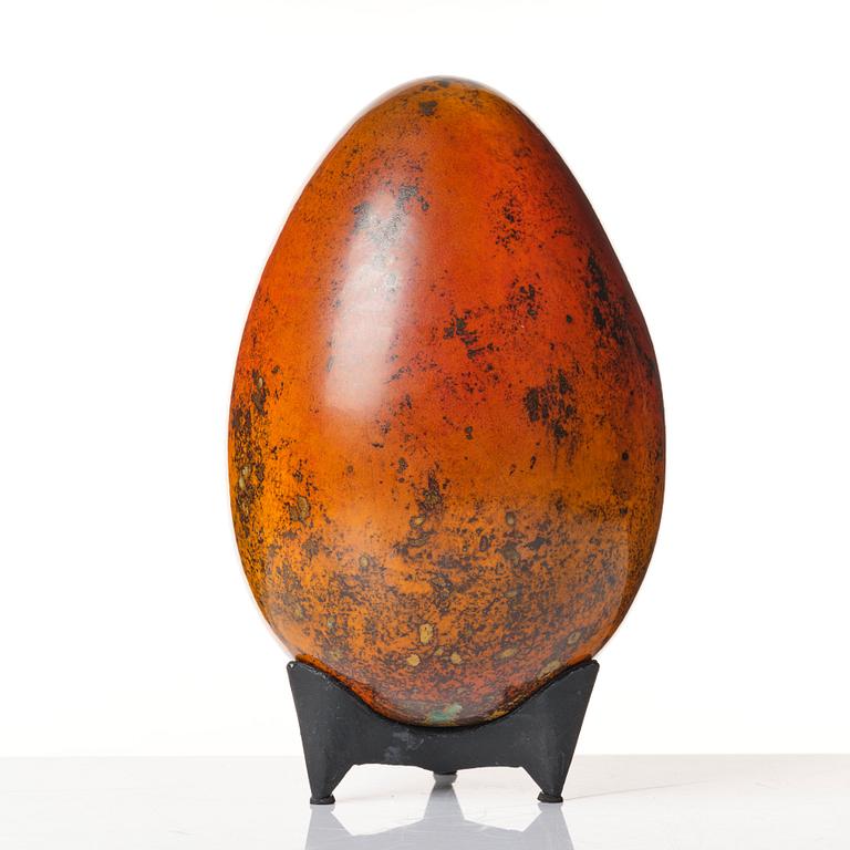 Hans Hedberg, a faience sculpture of an egg, Biot, France.