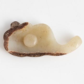 A Chinese nefrite sculpture of belt hook, 20th Century.