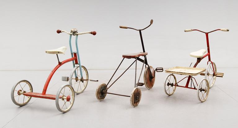 TREHJULINGAR, 3 st, 1900-talets första hälft.