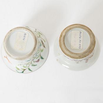 A Chinese famille rose porcelain flower pot and two cups, 20th century.