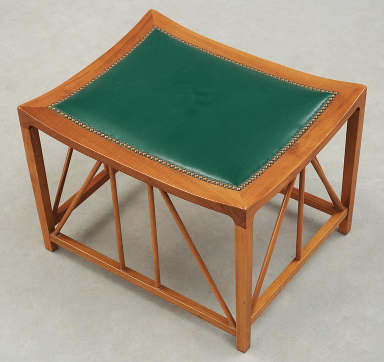 PALL, modell "1063", Josef Frank, för Svenskt Tenn. Formgiven 1941.