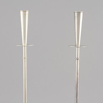 LJUSSTAKAR, ett par, silver, Tore Eldh, Ceson, Göteborg, 1962.
