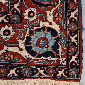 A carpet, semi-antique Veramin, ca 317-323 x 196-200 cm.