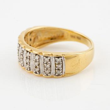 Ring, 18K gold with octagon-cut diamonds.