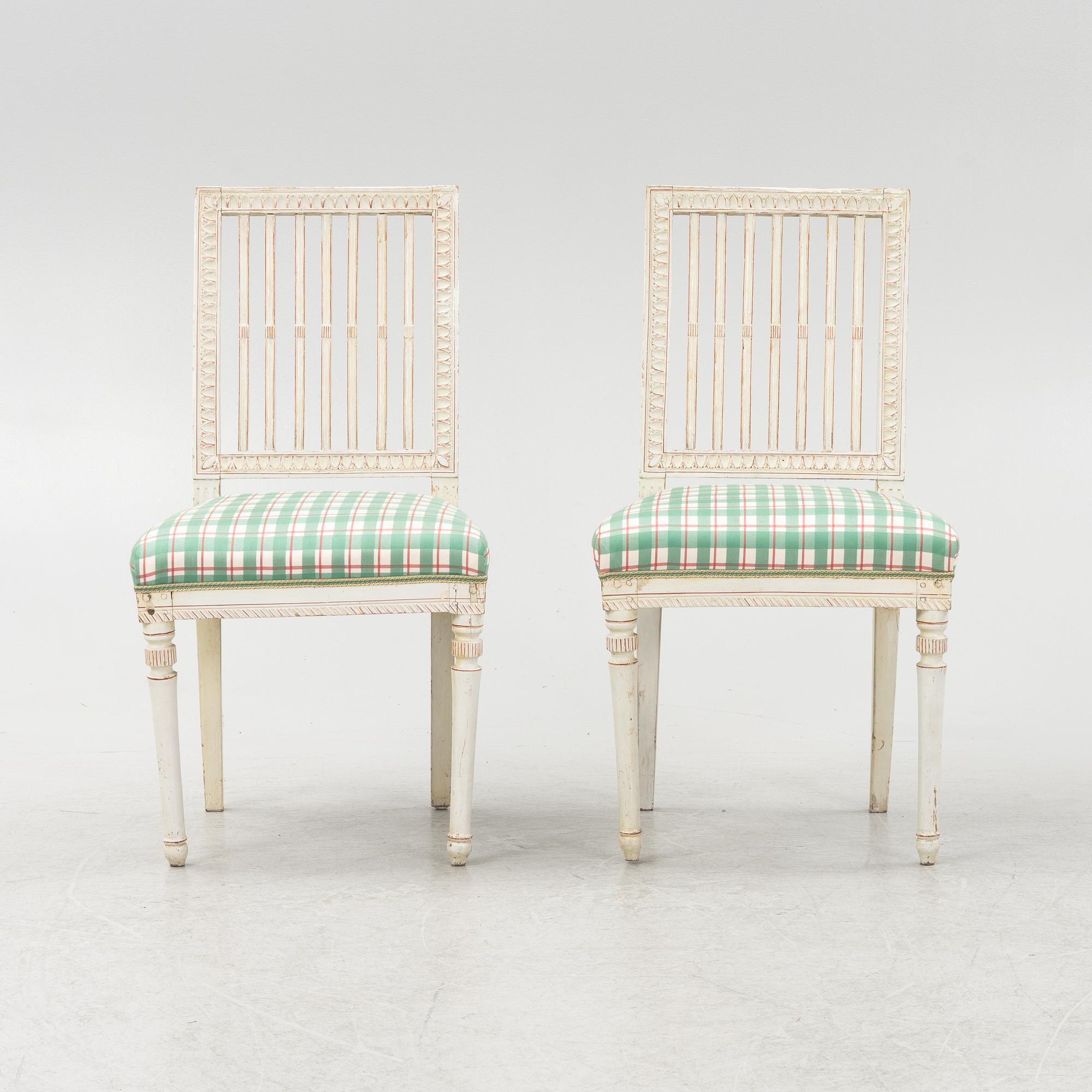 A pair of late Gustavian chairs, around the year 1800.