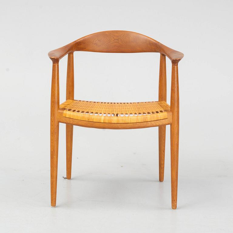 HANS J WEGNER, "The Chair", JH 503, Johannes Hansen, Danmark 1950-tal.