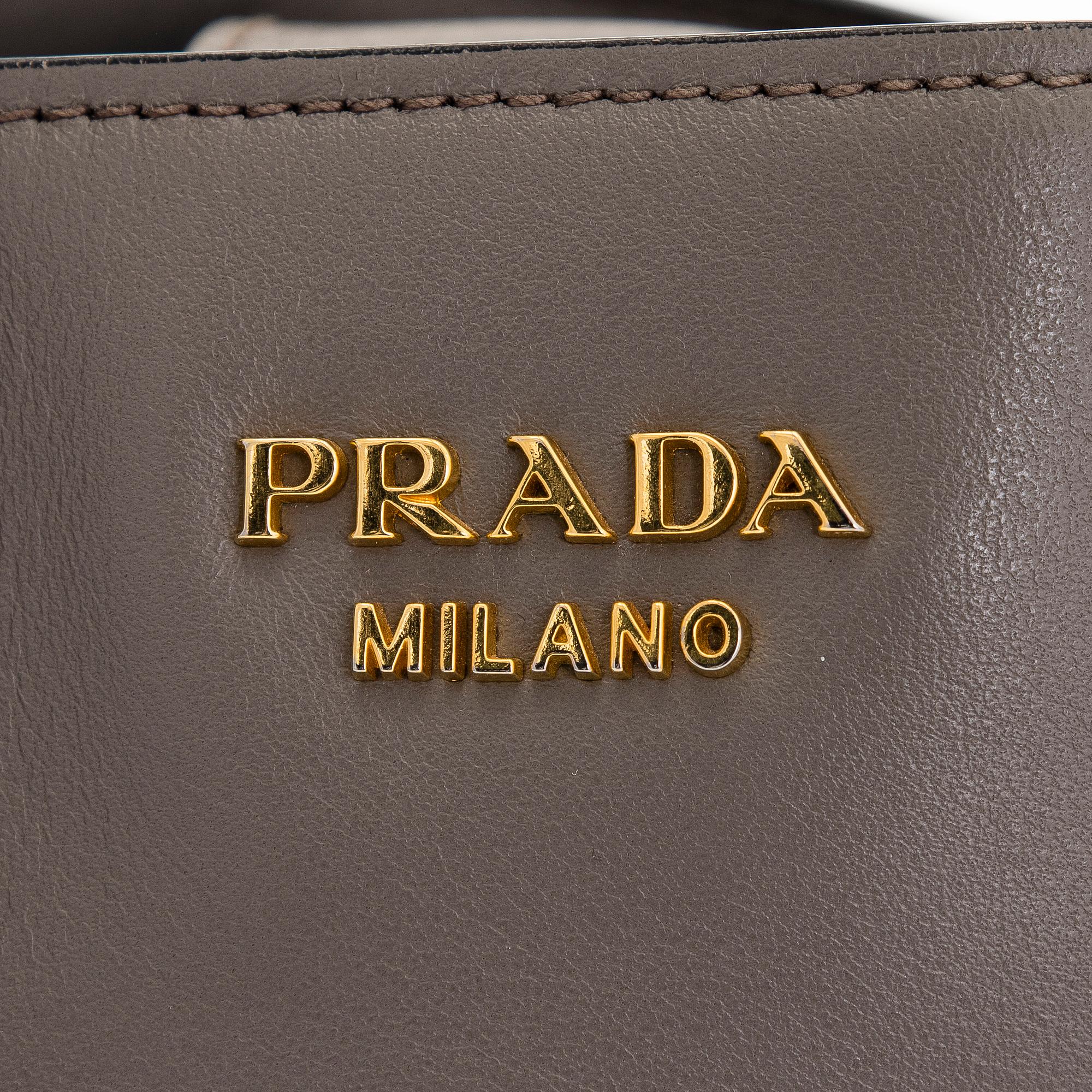 Prada, laukku, "City Bibliothèque Tote".