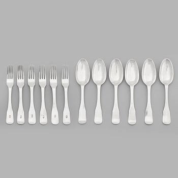 927. A set of 12 Swedish 18th century dinner-forks and dinner-spoons, mark of Jonas Yman, Stockholm 1780.