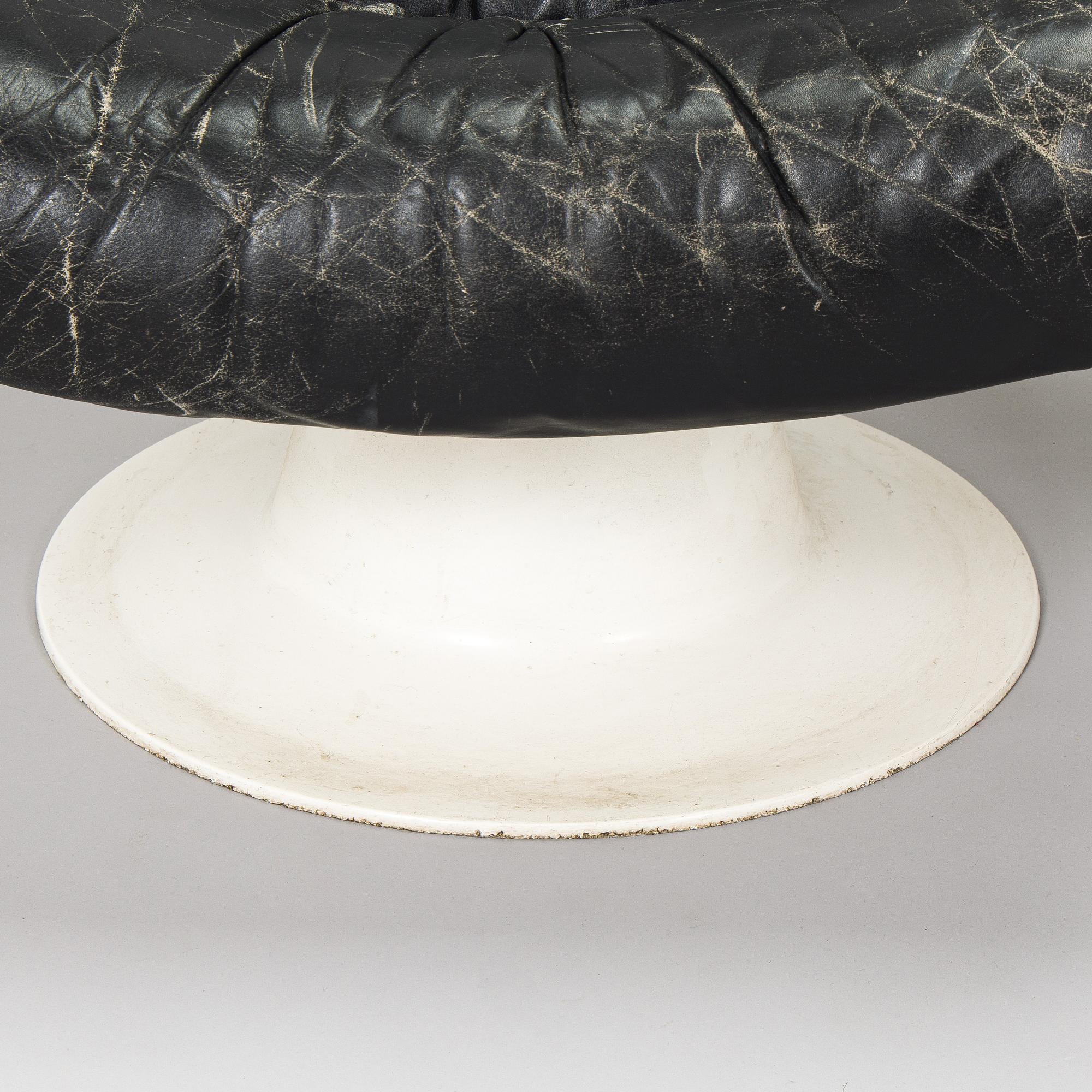 Yrjö Kukkapuro, Nojatuolit, pari, ”Saturnus”, Haimi 1980.