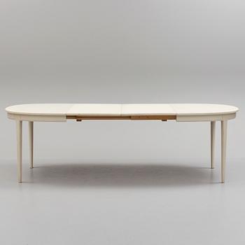 A 'Herrgården' table by Carl Malmsten, Bodafors, 1961.