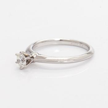 Tiffany & Co, ring, platinum and a brilliant-cut diamond.