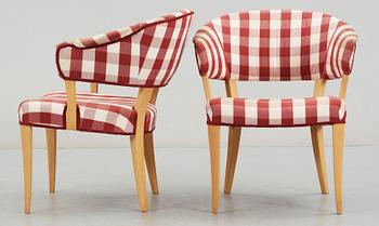 KARMSTOLAR, ett par, "Lata Greven", Carl Malmsten, Åfors Möbelfabrik, 1900-talets mitt.