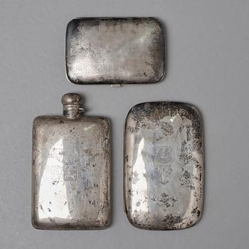 PLUNTA SAMT 2 ETUIER, silver, bla CG Hallberg, Stockholm 1927. Tot ca 628 gram.