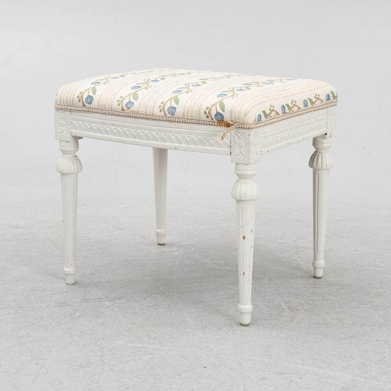 Taburett, sent 1700-tal. Gustaviansk.