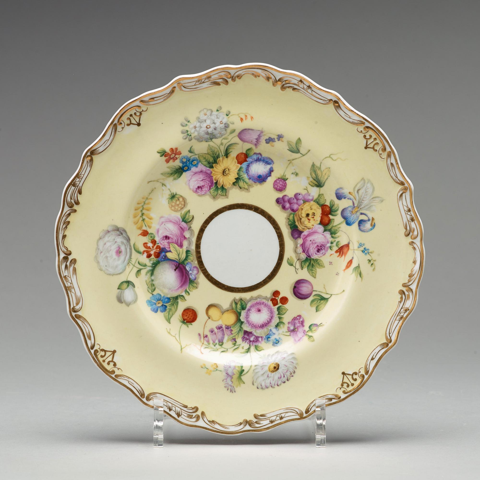 A set of six Russian dessert dishes, Imperial Porcelain manufactory, St Petersburg, Czar Nicholas I (1825-1855).