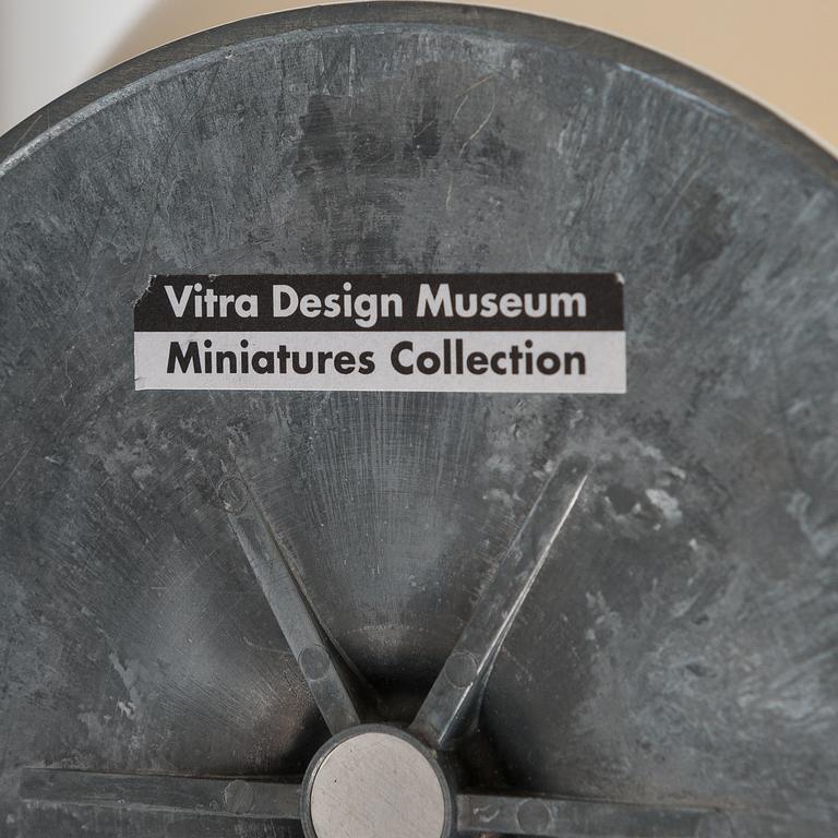 EERO AARNIO, miniatyyri, "Pallotuoli",  Vitra Design Museum.