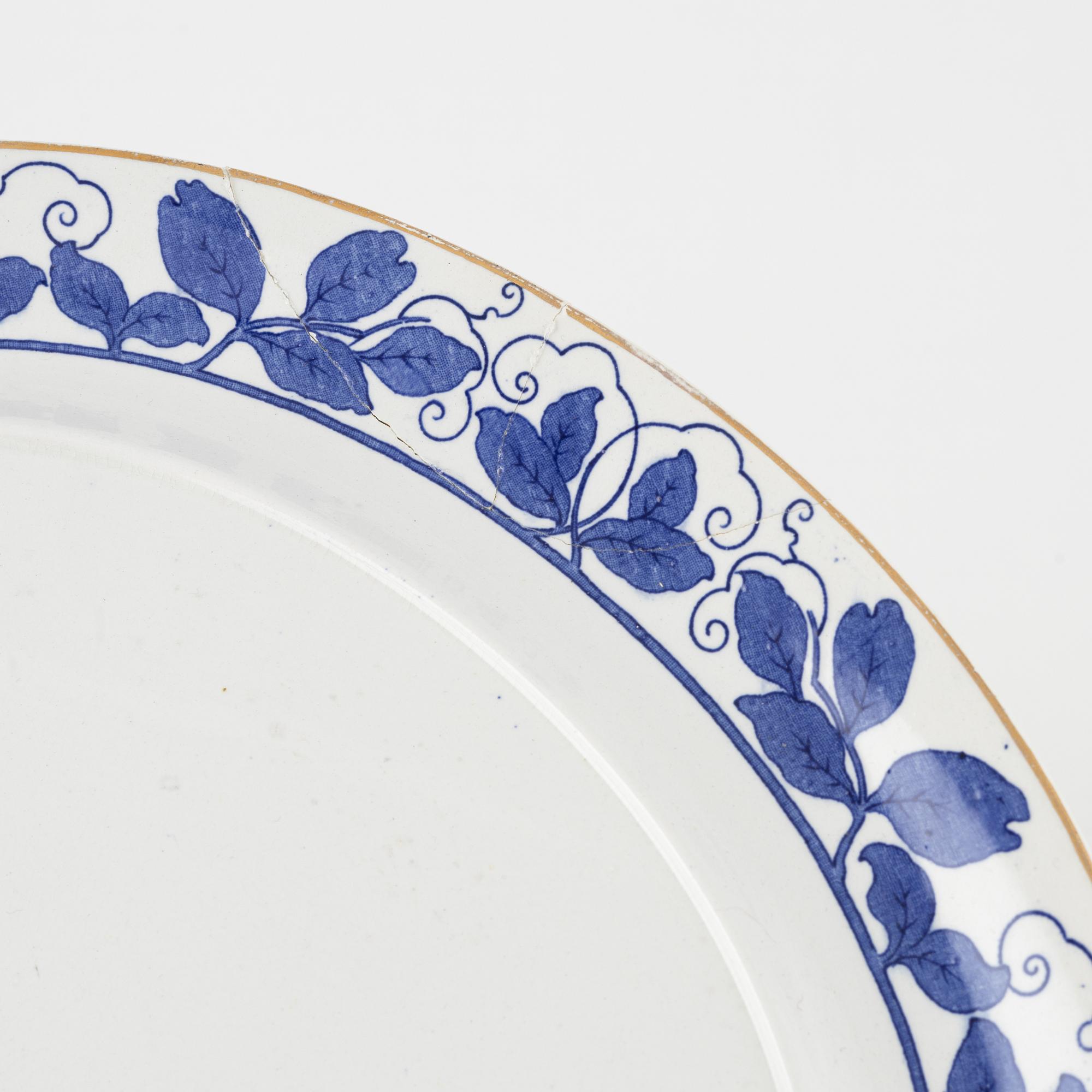 Gunnar Wennerberg, 74 pieces of a "Blåsippa" dinner service, Gustavsberg, Sweden.