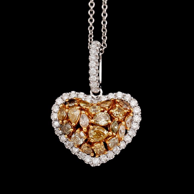 HÄNGE MED KEDJA, 18 k guld och vitguld, briljantslipade diamanter tot 2.02 ct. Certifikat GIA.