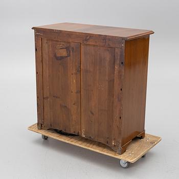 Chest of drawers, late 19th century.