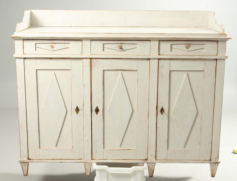 SKÄNK, gustaviansk, 1700/1800-tal.