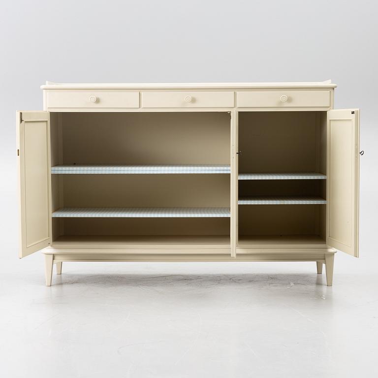 Svante Skogh, a 'Vindö' sideboard, 1900-talets andra hälft.