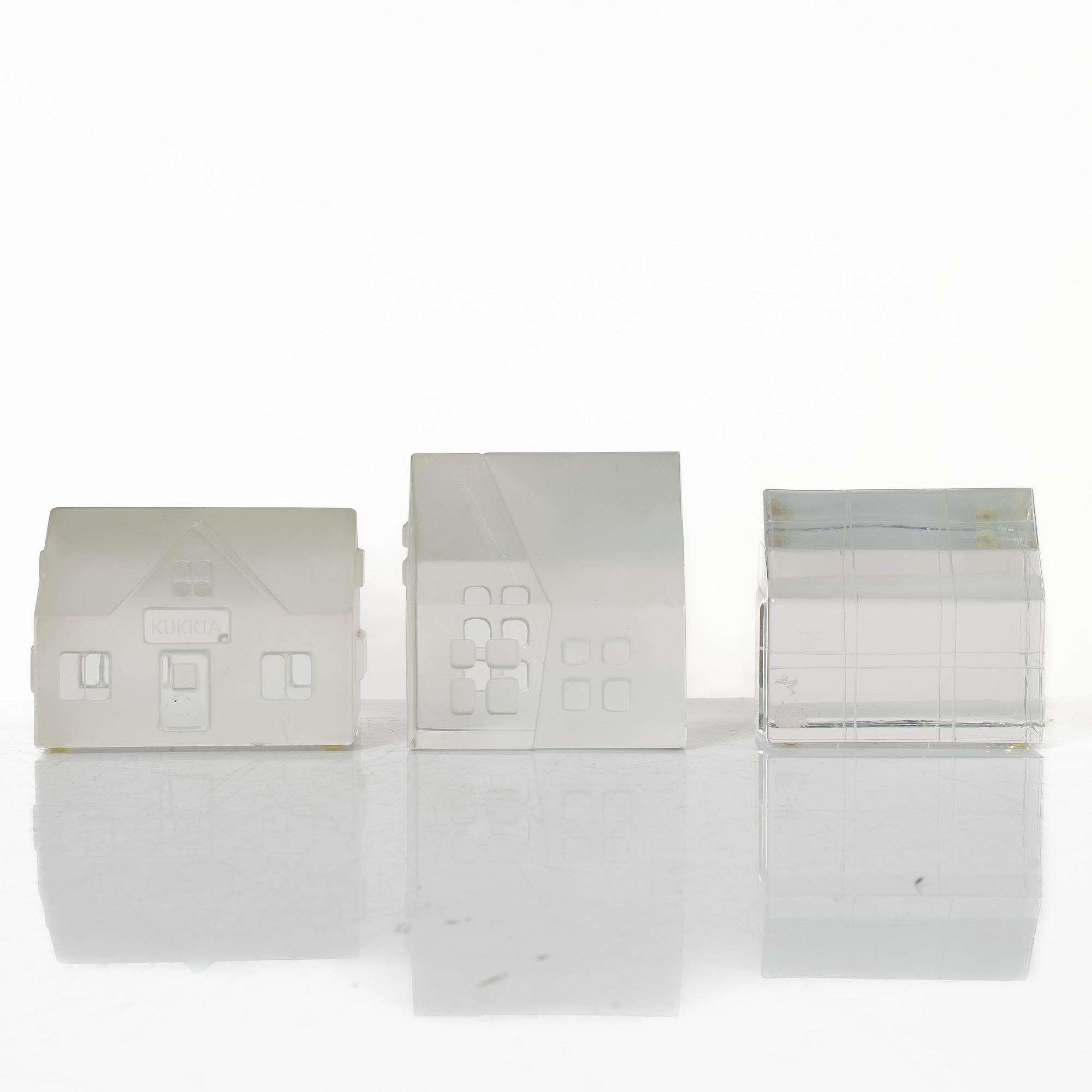 Jorma Vennola, Glasskulpturer, 11 delar, "Iittalabyn", 1990-tal.