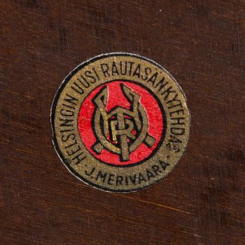 A 1930s  tea trolley Helsingin Uusi Rautasänkytehdas J. Merivaara, Finland.